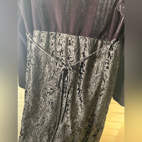 Carole Little Stretch Velvet Burnout Faux Wrap Maxi Dress Size 10 Black #0572 - Picture 5 of 9
